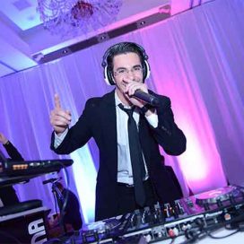 dj-wedding-hire-dj